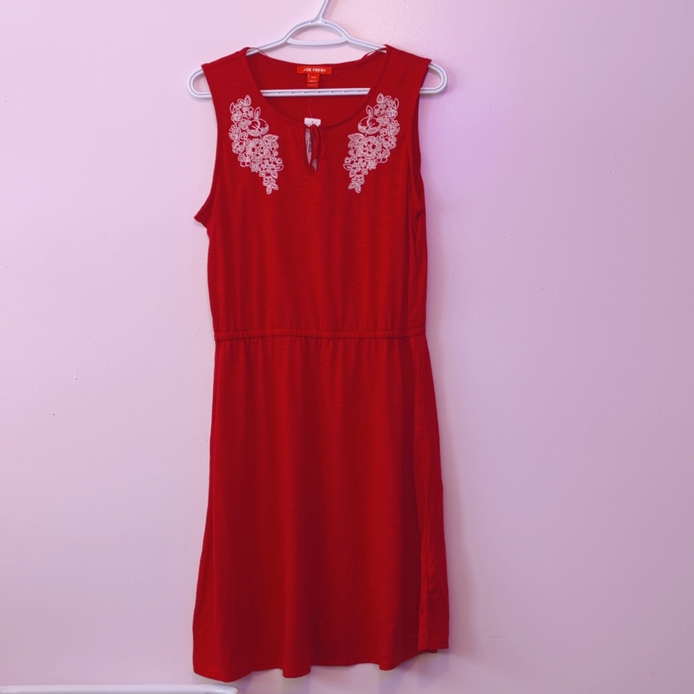 3/25$ Joe Fresh Embroidered Red Sundress Size Medium M NWT